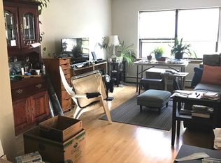 903 St Clair Ave APT 8, Saint Paul, MN 55105