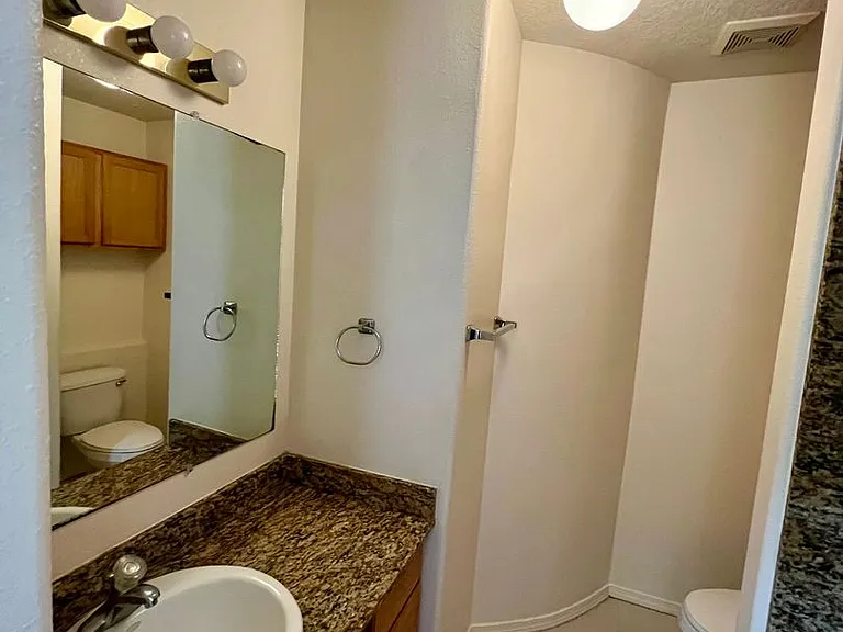 Modern Condo-Style Living Near Nob Hill & UNM $300 Off Move-In Special at The Spirals Apartments — Photo 15