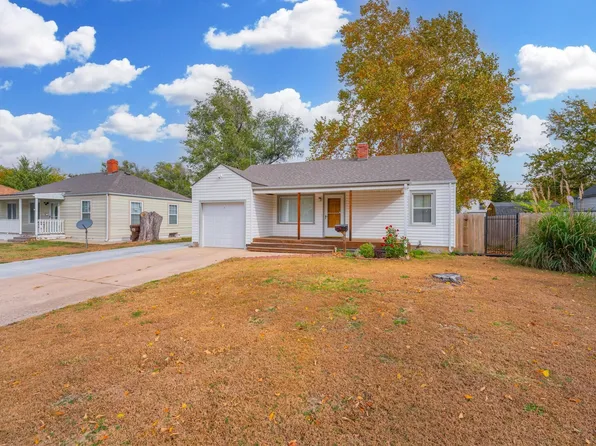 2640 S Rose Marie Ct, Wichita, KS 67216