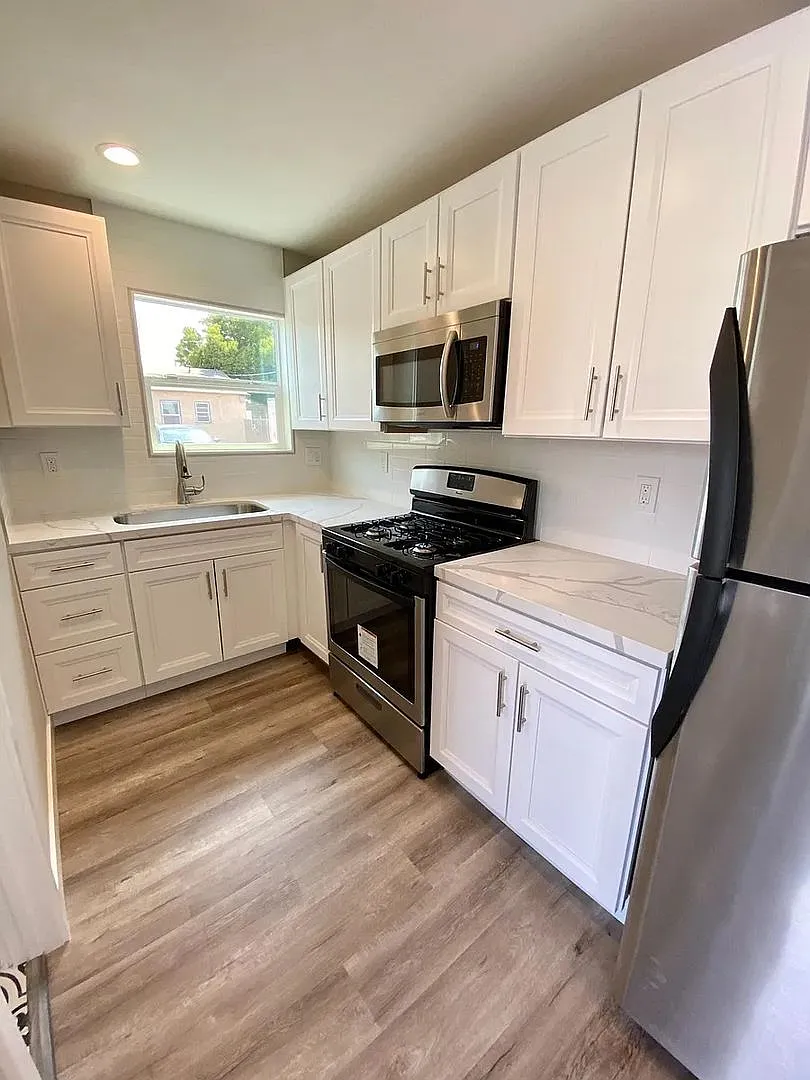 Charming standalone 1-bedroom, 1-bath cottage in the heart of Normal Heights! — Photo 1