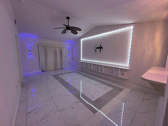 3rd image of 4209 SW Santa Barbara Pl APT 1