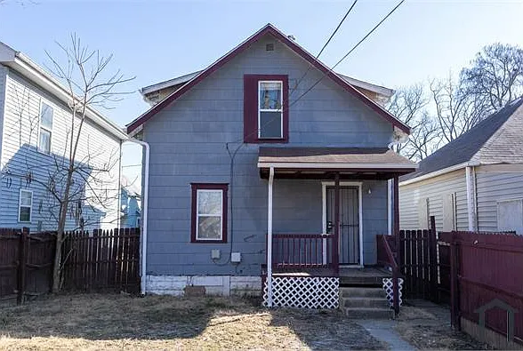 359 Clarendon Ave — Photo 5
