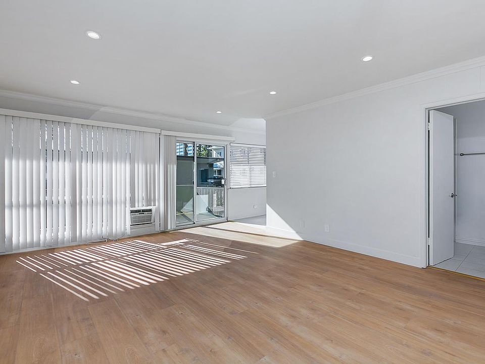 1st image of 1745 N Orange Dr #214