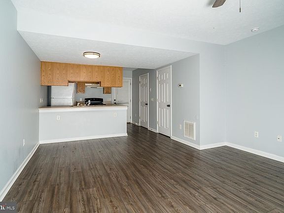 4th image of 175 Griffin Ln