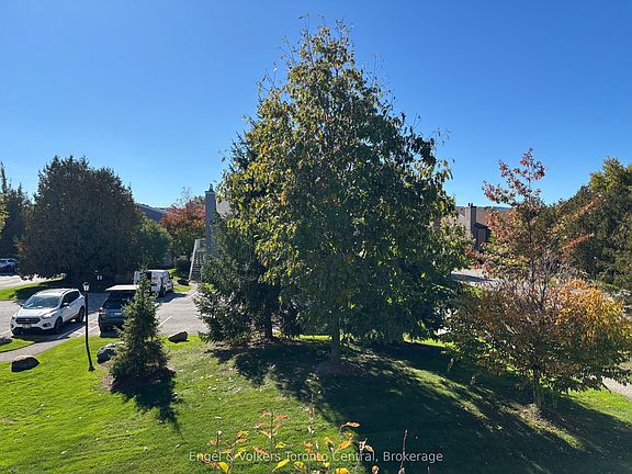 4th image of 23 Dawson Dr #93