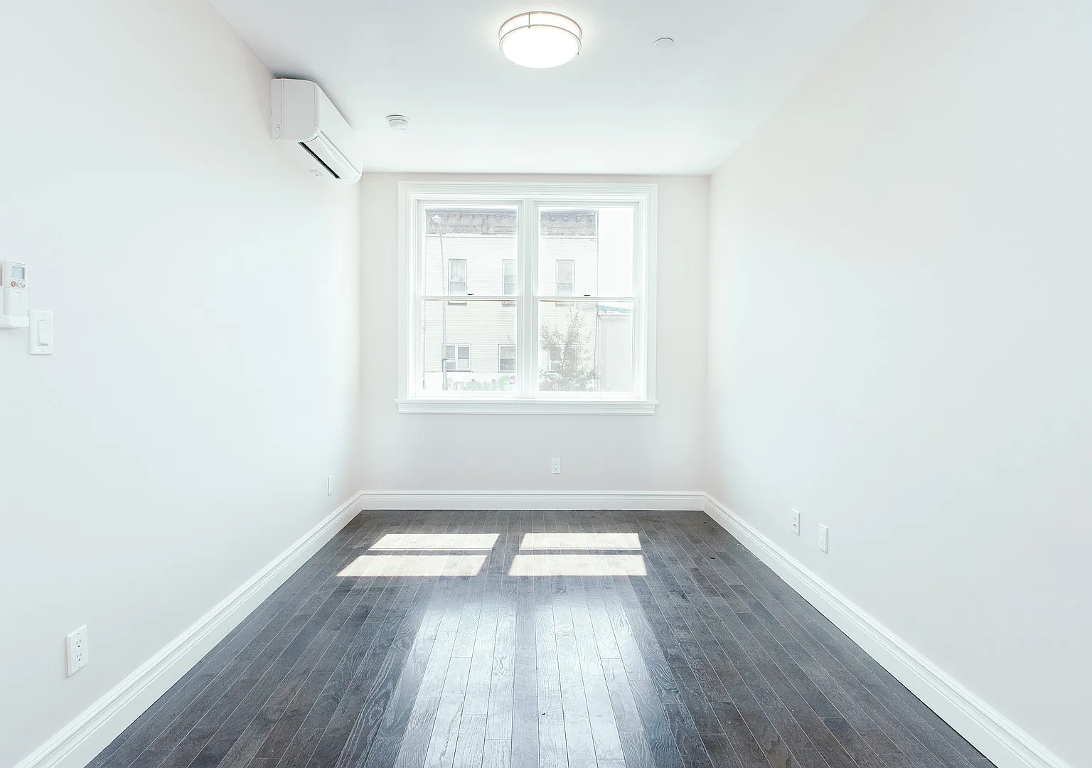 439 Knickerbocker Avenue — Photo 4