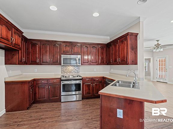 5th image of 9977 Briarcliff Dr S