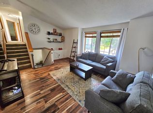 1024 E Orchard St, Belle Plaine, MN 56011