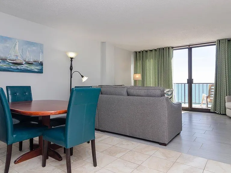 95 S Lumina Ave #8H — Photo 15