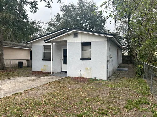 2565 Calvin St Photo 1