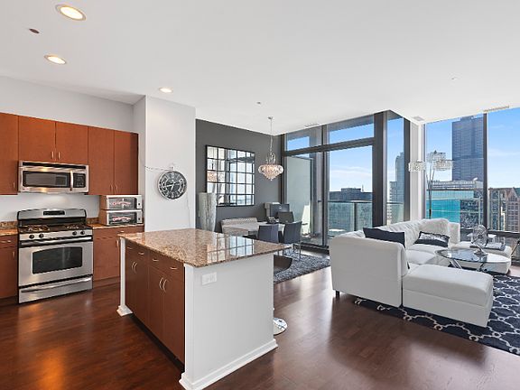 5th image of 65 Monroe Ave #4716
