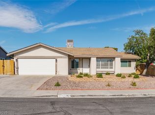 5551 Corral Cir, Las Vegas, NV 89119