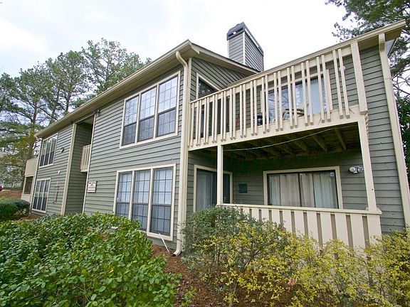 2nd image of 2674 Vinings Central Dr
