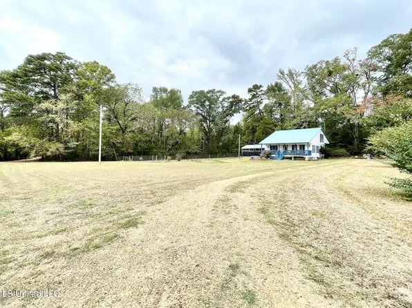 6203 Terry Rd, Byram, MS 39272