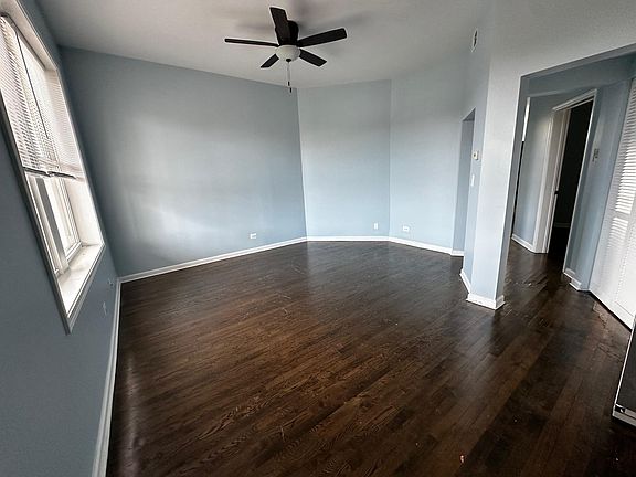 4th image of 4763 N Lincoln Ave APT 3R