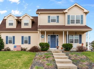 1941 Kissel Dr, Hartford, WI 53027