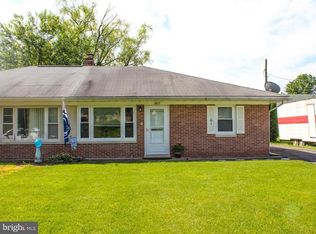 1807 Willow Rd, Carlisle, PA 17013