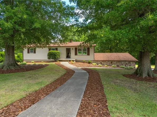 5468 Arnette Dr, Archdale, NC 27263