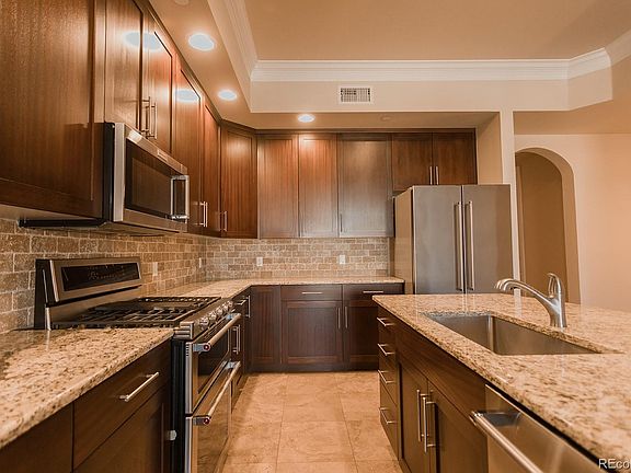 3rd image of 1120 Delaware St APT 511