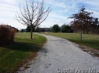 6525 Minder Rd, Rochester, IL 62563