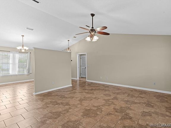 4th image of 105 Periwinkle Ct