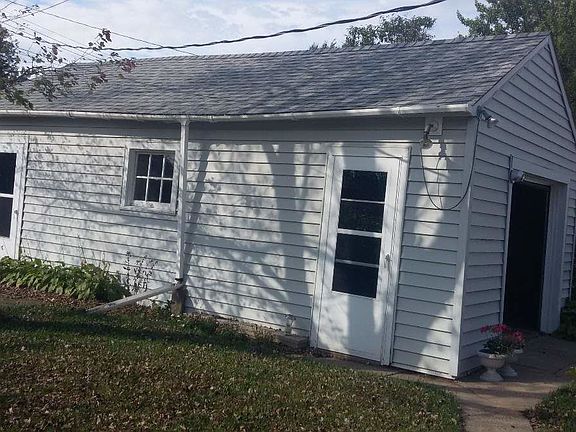 4th image of 131 19th St N