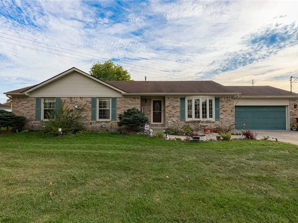 8023 Travis Ct, Franklin, OH 45005
