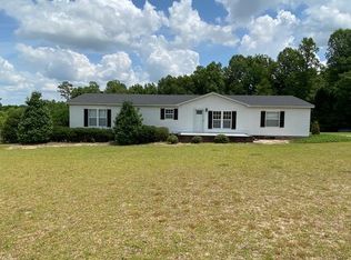 5587 Old Fairground Rd, Benson, NC 27504