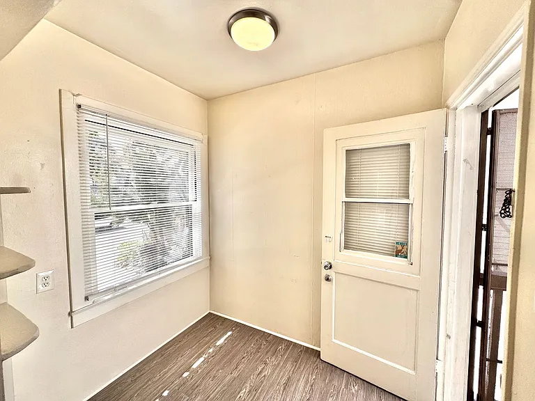 Nerny Apartments — Photo 20