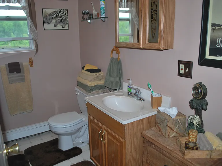 6 Madigan Ave #B — Photo 8