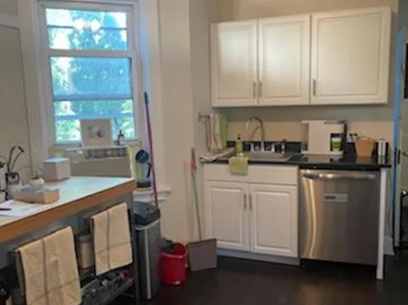 2255 W Shakespeare Ave #2E, Chicago, IL 60647