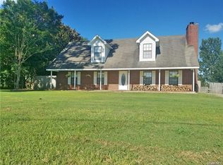 1414 Hogan Rd, Deatsville, AL 36022