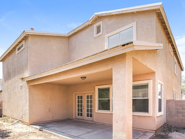 3929 W Irwin Ave — Photo 17