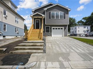 596 Dyer Ave, Cranston, RI 02920