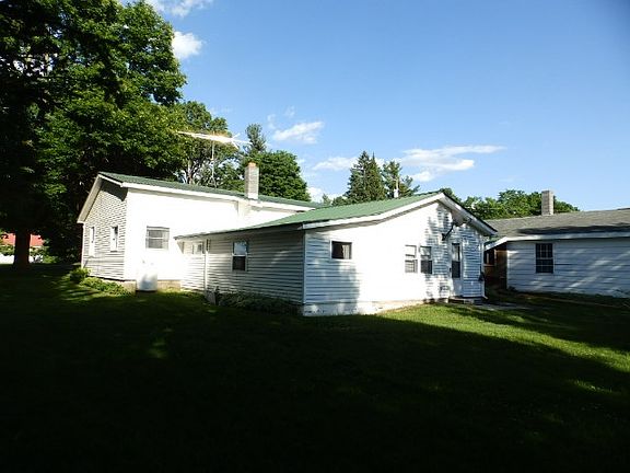 3rd image of 41 County Route 33