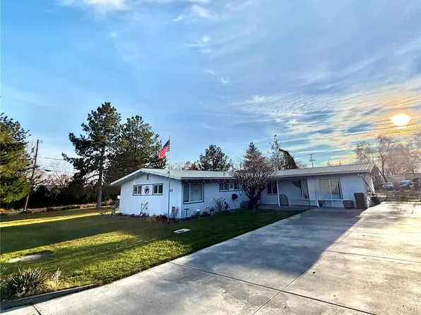 541 Fairchild Loop, Moses Lake, WA 98837