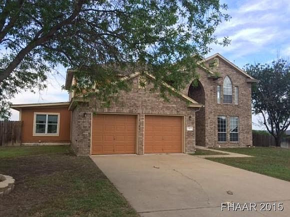 1st image of 415 Arapaho Dr