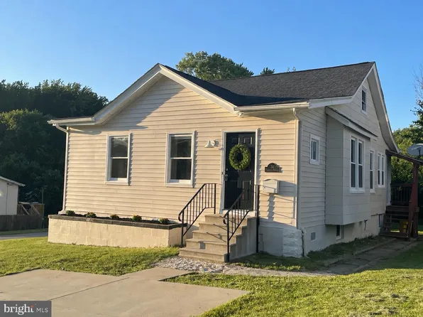 30 Fullerton Heights Ave, Baltimore, MD 21236