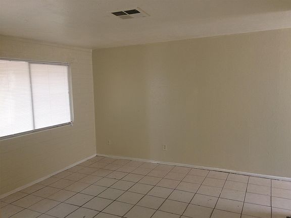 3rd image of 2115 W Glenrosa Ave APT 2
