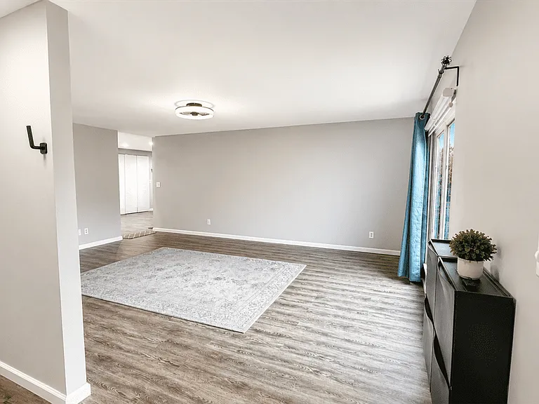 603 Rolice Ct — Photo 17