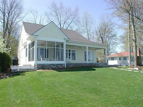 2nd image of 3883 England Dr