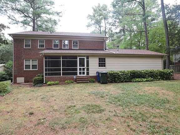 Back Exterior w/Screen porch