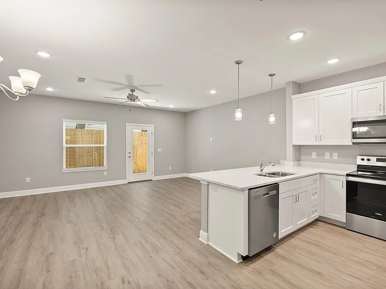 319 Carmel Dr #6-1 — Photo 15