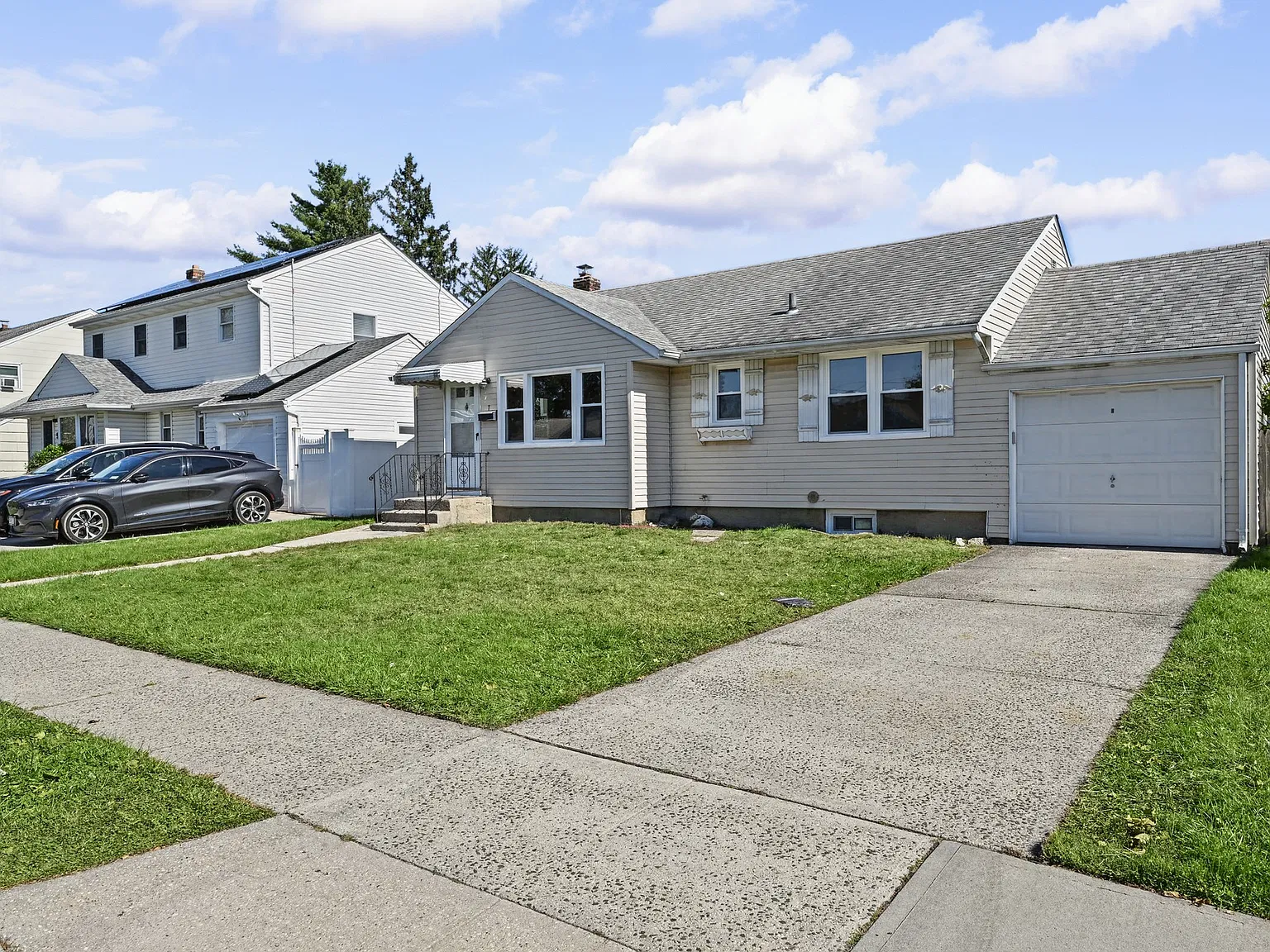5 bed, $4,395 — Photo 3