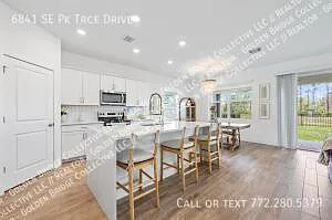 6841 SE Park Trace Dr — Photo 1