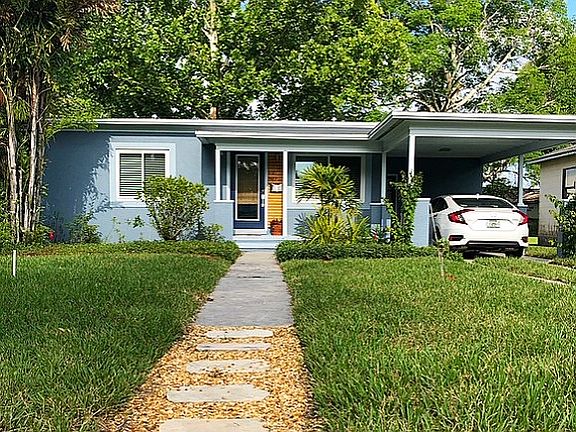 2nd image of 911 Essex Pl