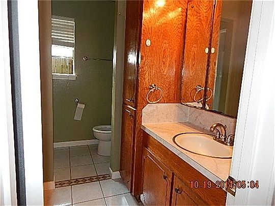3rd image of 2307 Buchanan Dr