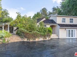 2930 Hutton Dr, Beverly Hills, CA 90210