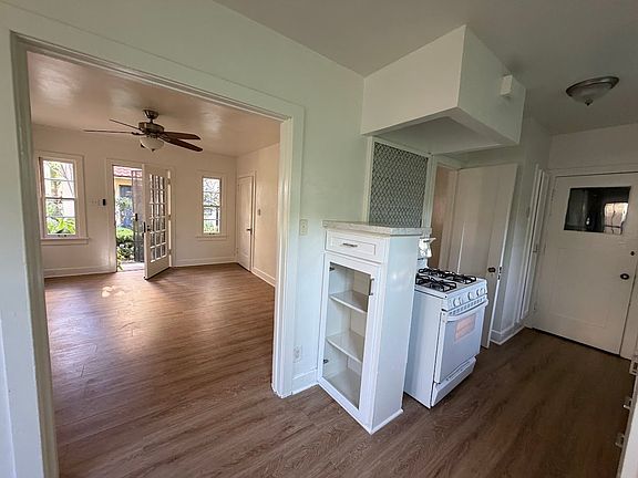 5th image of 1939 W Washington Blvd #1941