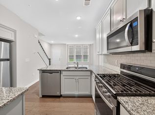 69 Arnold Dr, Wood Ridge, NJ 07075